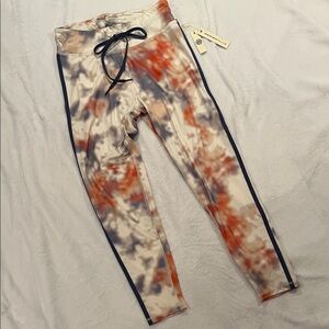 Max Studio Performance Arabia #2 leggings, size M, color: sunset